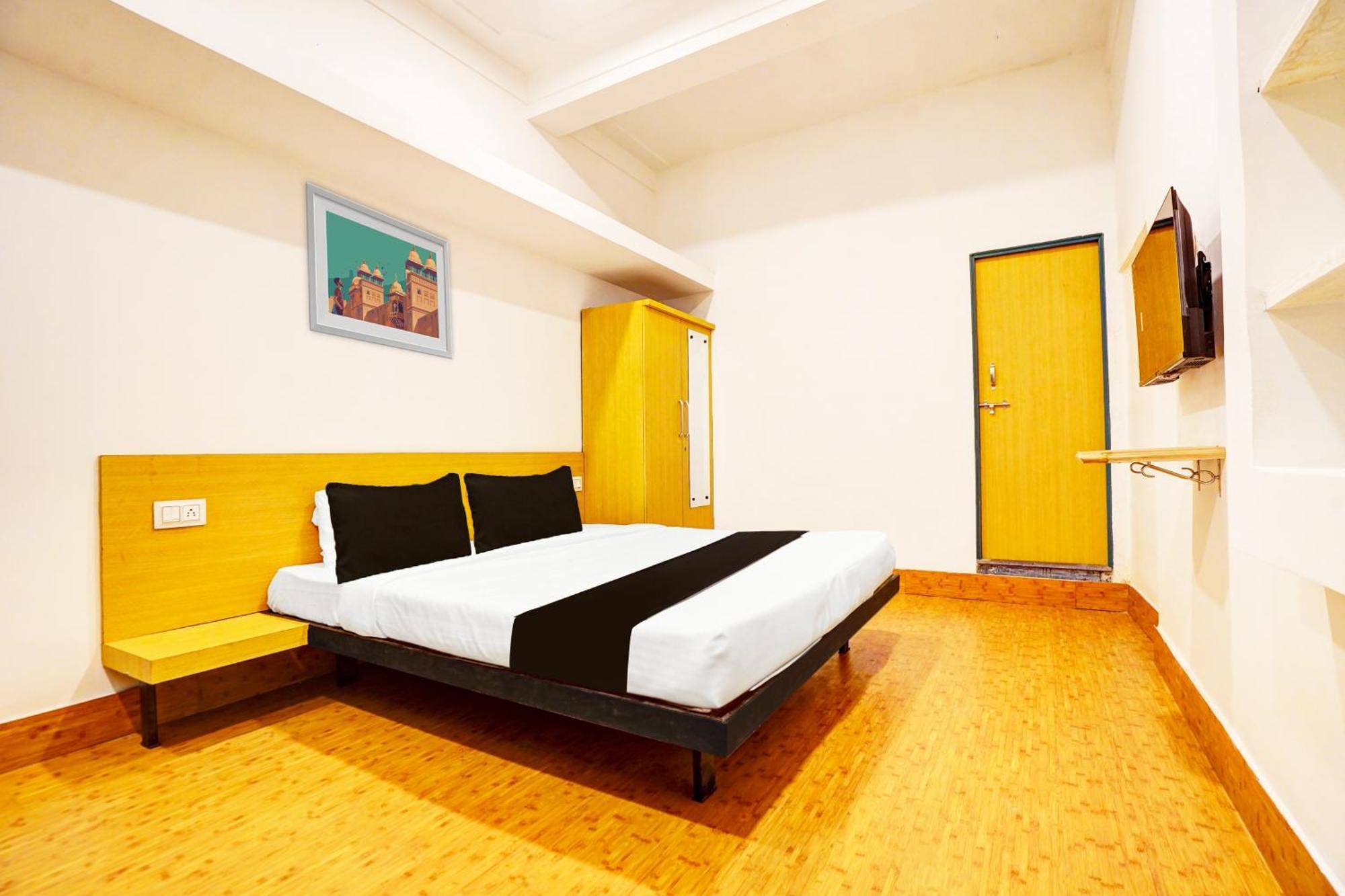 Super Hotel O The Vantage Inn Nagpur Bagian luar foto
